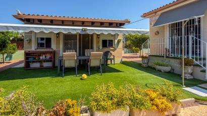 Resale - Villa -
CATRAL - Catral
