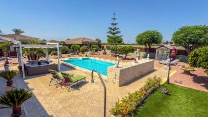Resale - Villa -
CATRAL - Catral