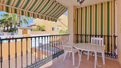 Återförsäljning - Villa -
Orihuela - Orihuela Costa