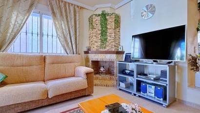 Återförsäljning - Villa -
Orihuela - Orihuela Costa