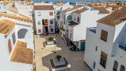Reventa - Apartament / Duplex -
Torrevieja