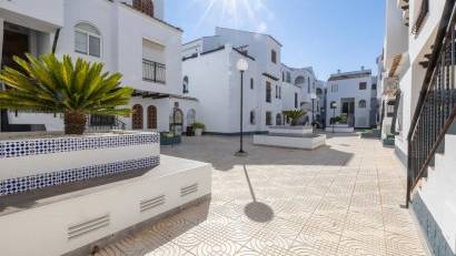 Reventa - Apartament / Duplex -
Torrevieja