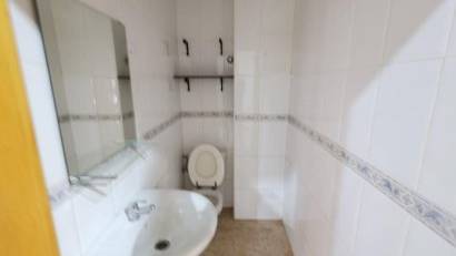 Reventa - Commercial Unit -
Torrevieja - Center