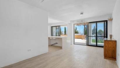 Återförsäljning - Finca -
Los Montesinos - La Herrada