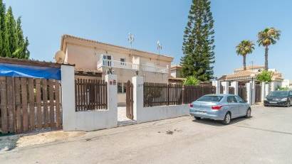 Återförsäljning - Semi detached -
Orihuela Costa - Playa Flamenca