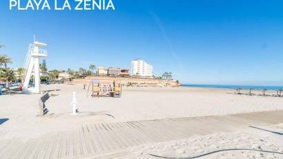 Återförsäljning - Semi detached -
Orihuela Costa - Playa Flamenca