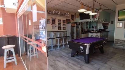 Resale - Commercial Unit -
Los Altos