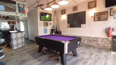 Resale - Commercial Unit -
Los Altos