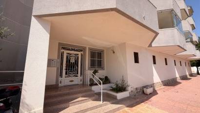 Reventa - Apartment -
Cabo Roig