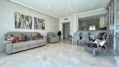 Återförsäljning - Apartment -
Dehesa de campoamor - Campoamor