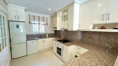 Återförsäljning - Apartment -
Dehesa de campoamor - Campoamor