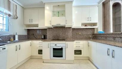Återförsäljning - Apartment -
Dehesa de campoamor - Campoamor
