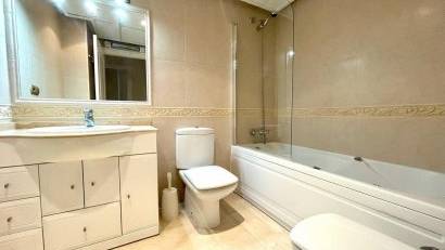 Återförsäljning - Apartment -
Dehesa de campoamor - Campoamor