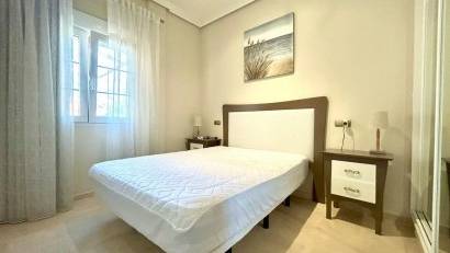 Återförsäljning - Apartment -
Dehesa de campoamor - Campoamor