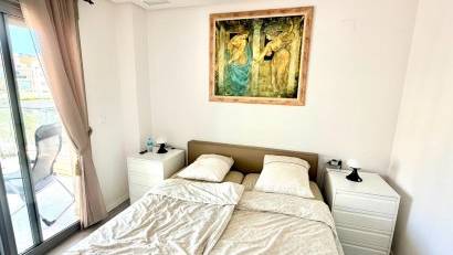Återförsäljning - Apartment -
Orihuela Costa - La Zenia