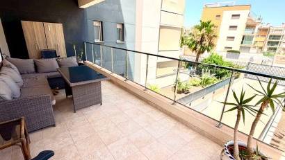 Återförsäljning - Apartment -
Orihuela Costa - La Zenia