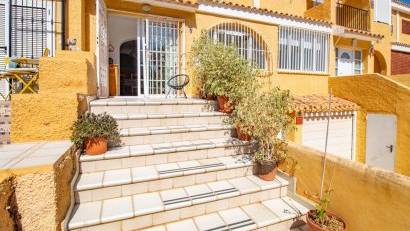 Resale - Semi detached -
Cabo Roig