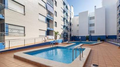 Återförsäljning - Apartment -
Torrevieja - Playa de los locos