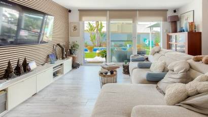 Reventa - Villa -
Torrevieja - Torreta - Florida
