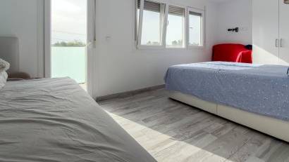 Reventa - Villa -
Torrevieja - Torreta - Florida