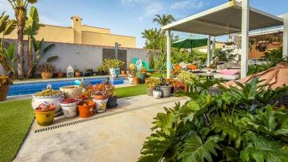 Reventa - Villa -
Torrevieja - Torreta - Florida