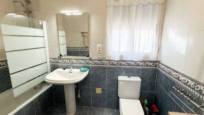 Återförsäljning - Villa -
Orihuela - Orihuela Costa