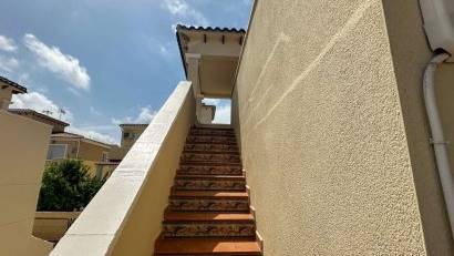 Återförsäljning - Villa -
Orihuela - Orihuela Costa