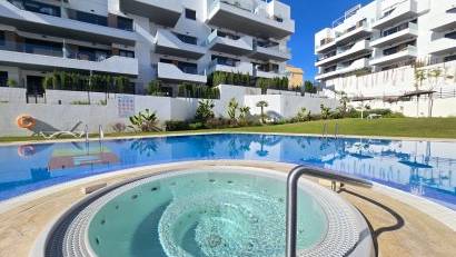 Återförsäljning - Apartment / Flat * -
Orihuela Costa * - Villamartín *