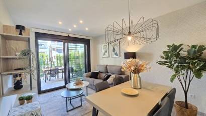 Återförsäljning - Apartment / Flat * -
Orihuela Costa * - Villamartín *