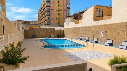 Återförsäljning - Apartament / Duplex -
Torrevieja