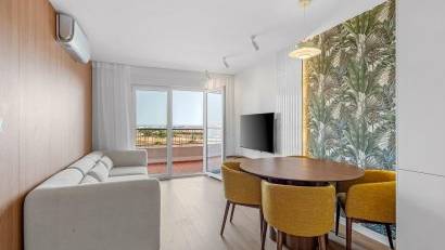 Återförsäljning - Apartment -
Torrevieja - Punta prima
