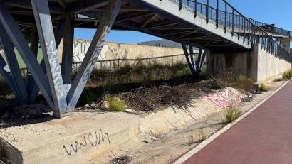 Återförsäljning - Land -
Orihuela Costa - La Regia