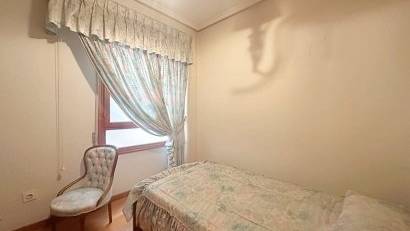 Reventa - Apartament / Duplex -
Torrevieja