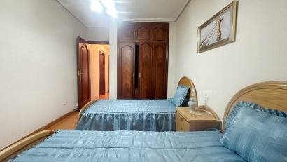Reventa - Apartament / Duplex -
Torrevieja
