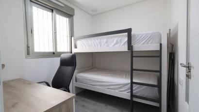 Återförsäljning - Apartment -
Orihuela Costa - Villamartín