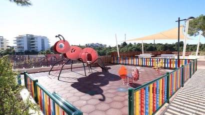 Återförsäljning - Apartment -
Orihuela Costa - Villamartín