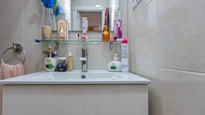Reventa - Semi detached -
Los Altos
