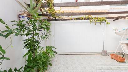 Reventa - Semi detached -
Los Altos
