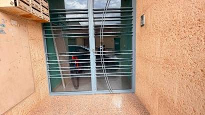 Reventa - Apartment -
Los Montesinos