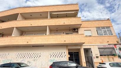 Reventa - Apartment -
Los Montesinos