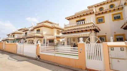 Återförsäljning - Quatro house -
Orihuela Costa - Lomas de Cabo Roig