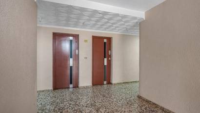 Återförsäljning - Apartment -
Torrevieja - Punta prima