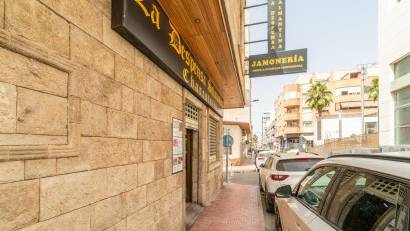 Återförsäljning - Commercial Unit -
Torrevieja - Paseo maritimo