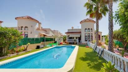 Återförsäljning - Villa -
San Fulgencio - La Marina