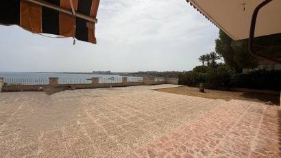 Återförsäljning - Villa -
Cabo Roig - Orihuela Costa