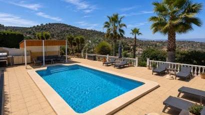 Reventa - Villa Detached -
La Zarza - Inland