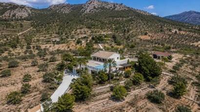 Reventa - Villa Detached -
La Zarza - Inland