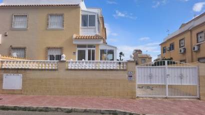 Återförsäljning - Quad House -
Ciudad quesada - Lo Marabu