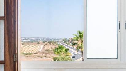 Återförsäljning - Apartment -
Torrevieja - La Mata pueblo
