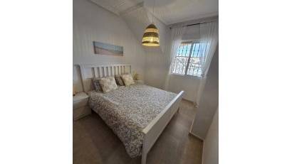 Återförsäljning - Apartment -
Orihuela - Los Balcones